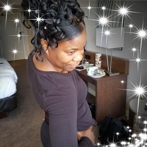 Meet your Posher, Petronilla